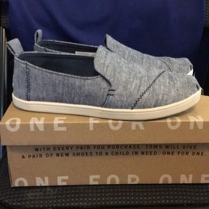 Toms